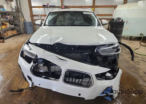 2022 BMW X2 xDrive28I z USA, uszkodzony, nr VIN WBXYJ1C08N5U64071